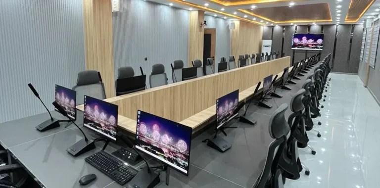 تجهیز سالن کنفرانس در مشهد